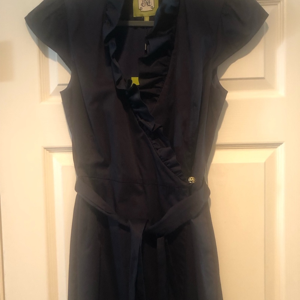 This is a brand new Elizabeth McKay dress.  Never worn.